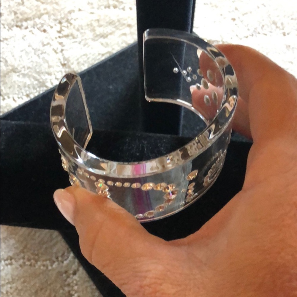 Dior acrylic rhinestone vintage cuff bracelet - Picture 3 of 6